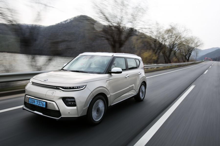  Kia Soul EV (SK3) 2019 года  (KR) (фото 14 из 35)